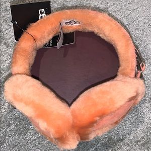 UGG EARMUFFS